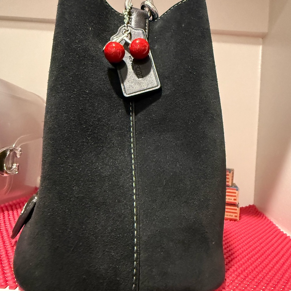 Coach Rowan black suede bucket bag - Picture 2 of 9